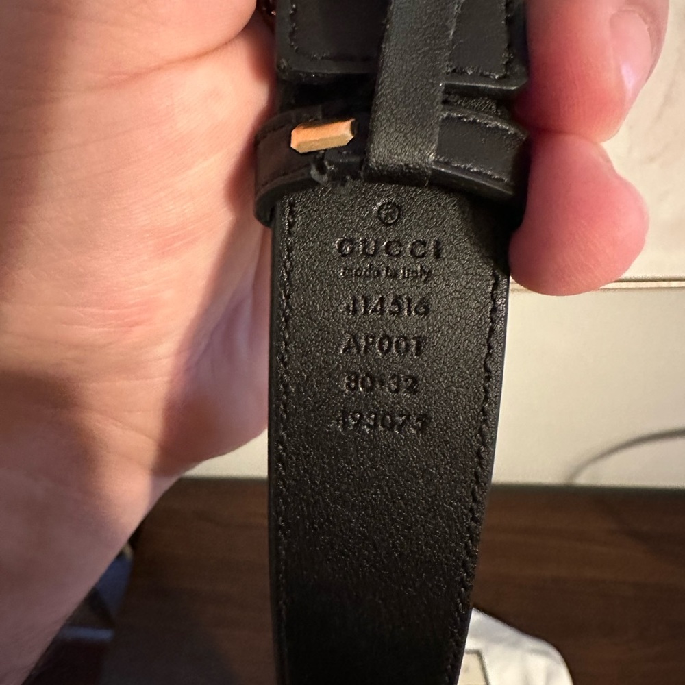 Women Gucci belt